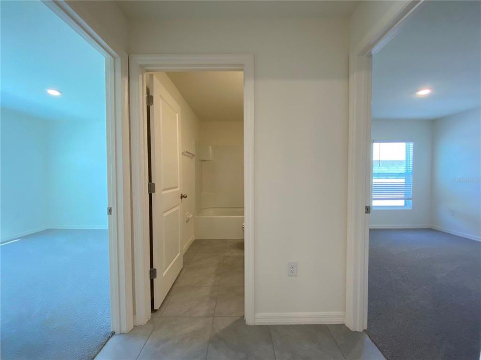For Rent: $1,695 (4 beds, 2 baths, 1864 Square Feet)