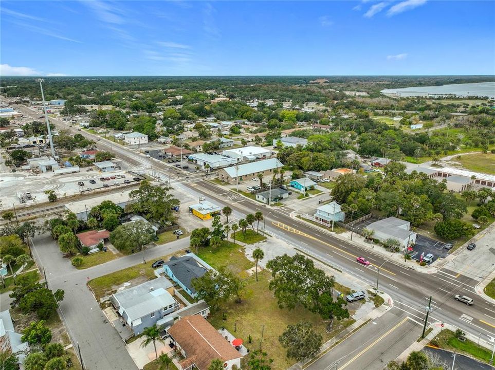 待售: $575,000 (0.54 acres)