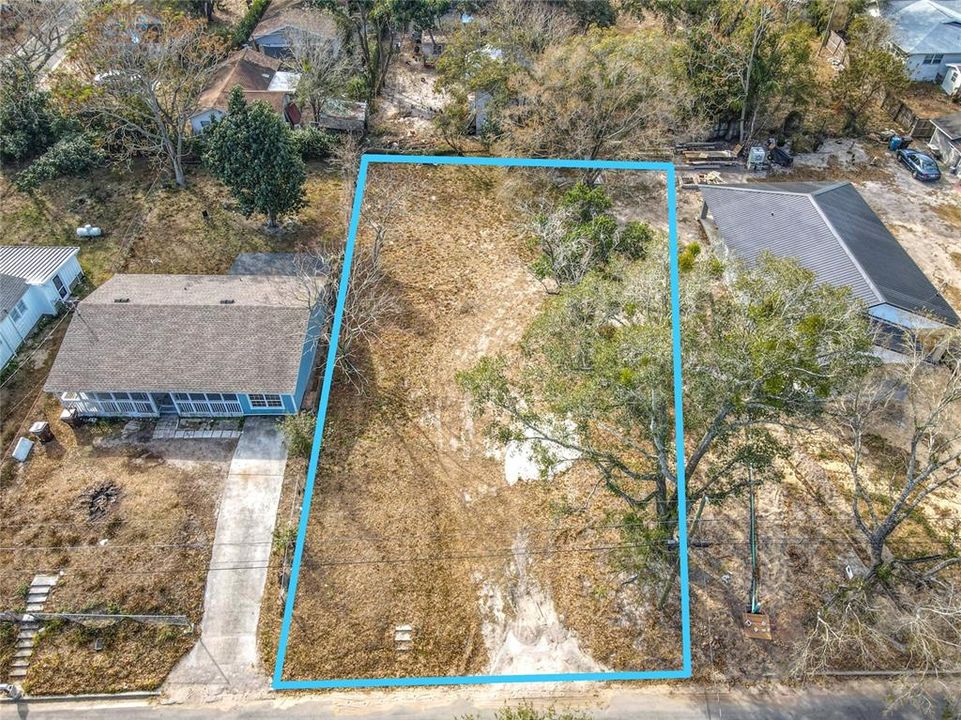 На продажу: $34,000 (0.17 acres)