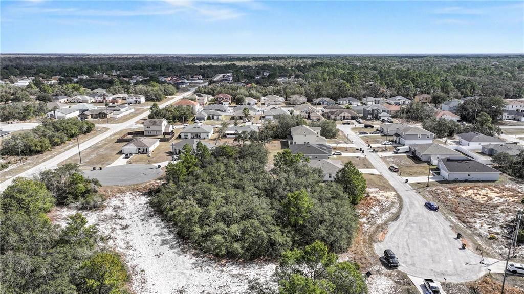 На продажу: $70,000 (0.22 acres)