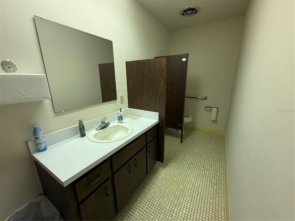 待售: $27,612 (0 贝兹, 0 浴室, 0 平方英尺)