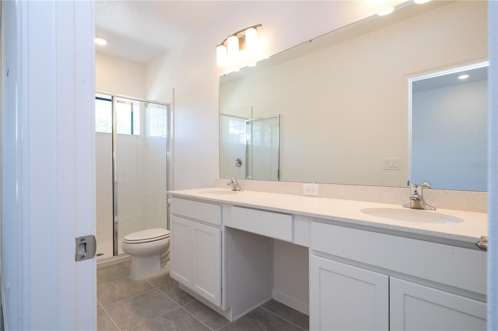 For Sale: $845,000 (5 beds, 5 baths, 1918 Square Feet)