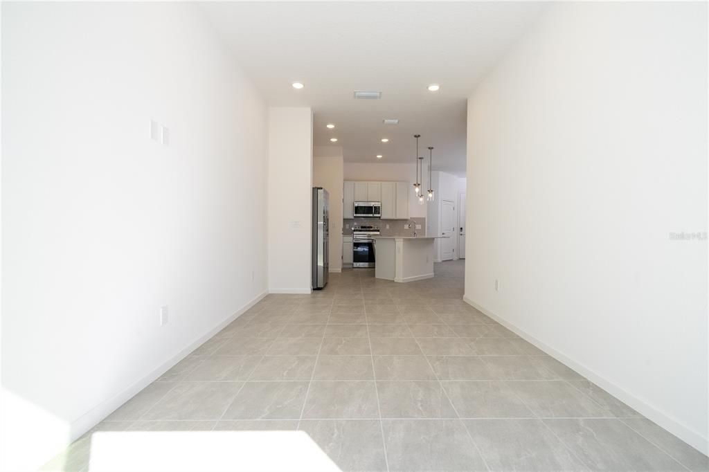 For Sale: $845,000 (5 beds, 5 baths, 1918 Square Feet)