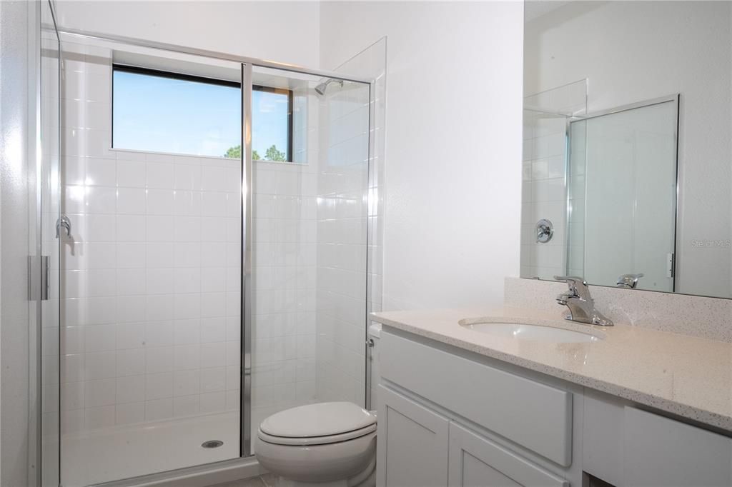 For Sale: $845,000 (5 beds, 5 baths, 1918 Square Feet)