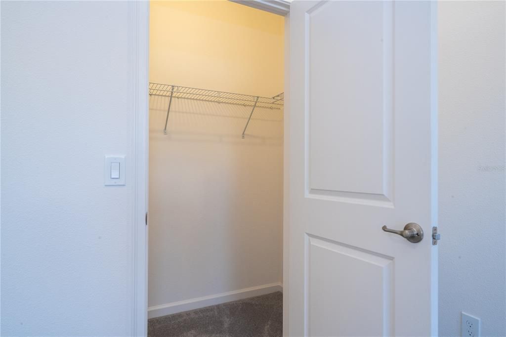 For Sale: $845,000 (5 beds, 5 baths, 1918 Square Feet)