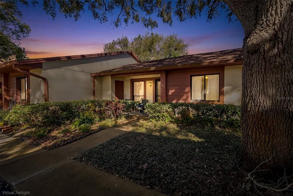 Active With Contract: $134,900 (2 beds, 2 baths, 1029 Square Feet)