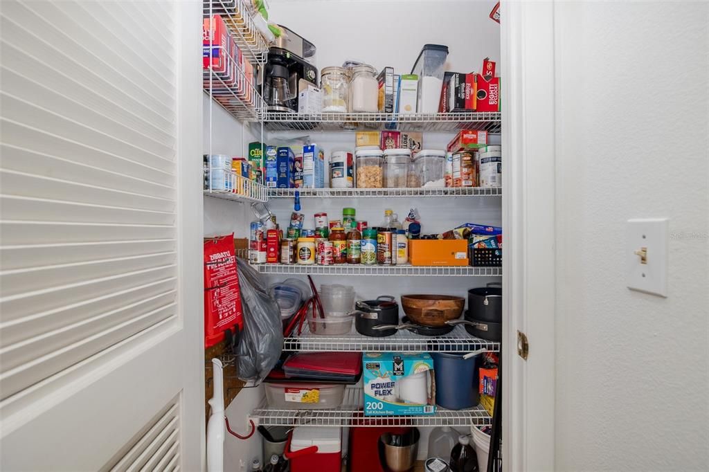 Active With Contract: $134,900 (2 beds, 2 baths, 1029 Square Feet)