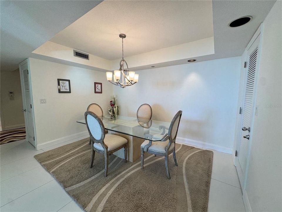 For Sale: $1,595,000 (2 beds, 2 baths, 1510 Square Feet)