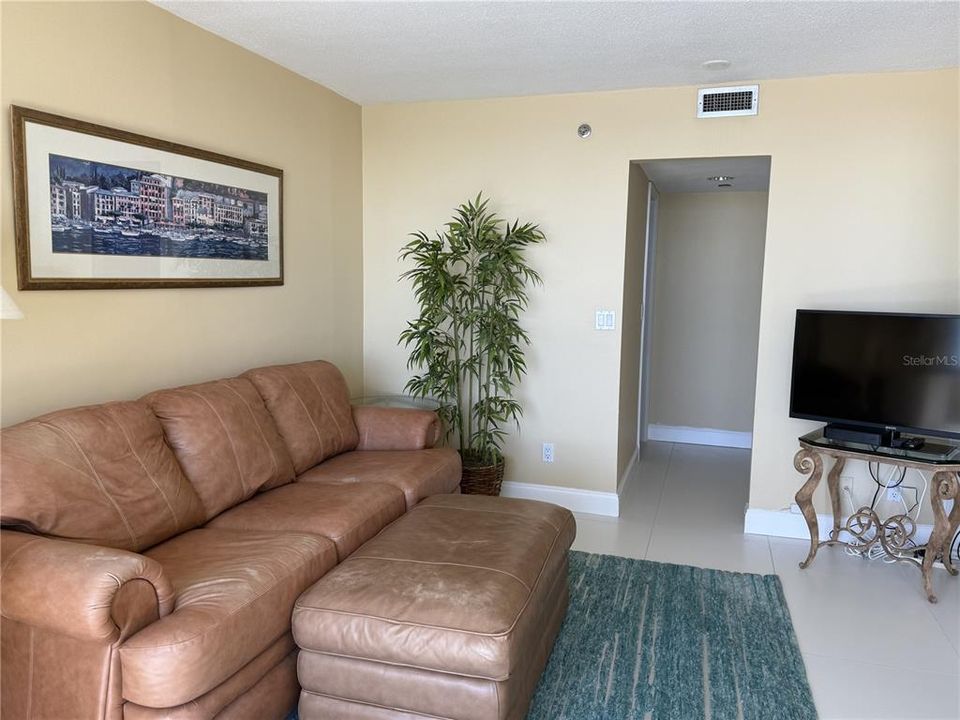 For Sale: $1,595,000 (2 beds, 2 baths, 1510 Square Feet)