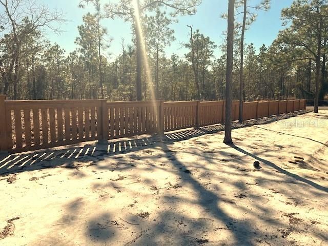 На продажу: $77,000 (0.25 acres)