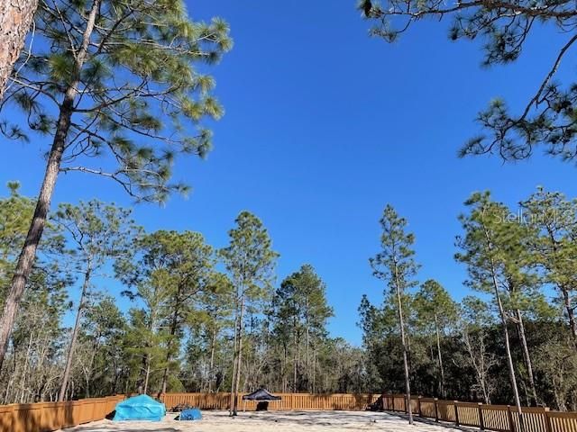 На продажу: $77,000 (0.25 acres)