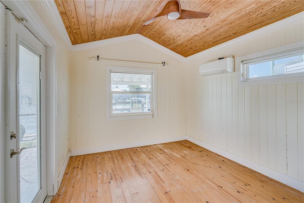 En Venta: $1,039,000 (3 camas, 2 baños, 1885 Pies cuadrados)