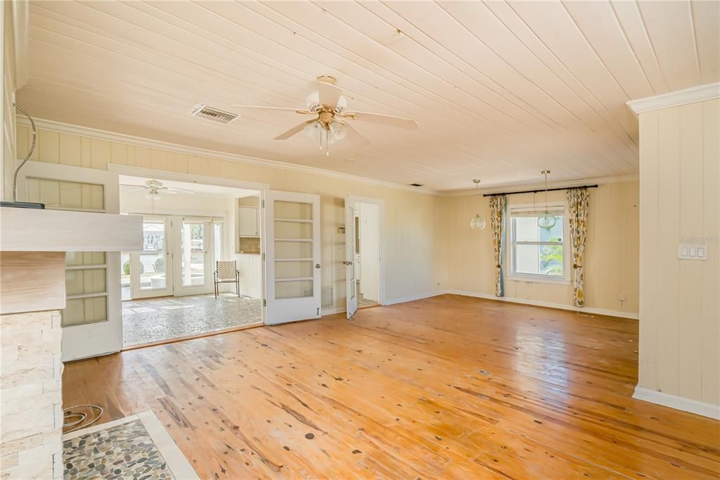 En Venta: $1,039,000 (3 camas, 2 baños, 1885 Pies cuadrados)