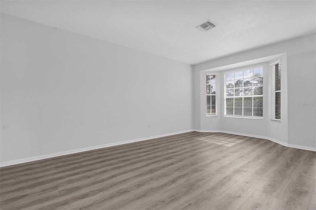 Active With Contract: $469,000 (3 beds, 2 baths, 1876 Square Feet)