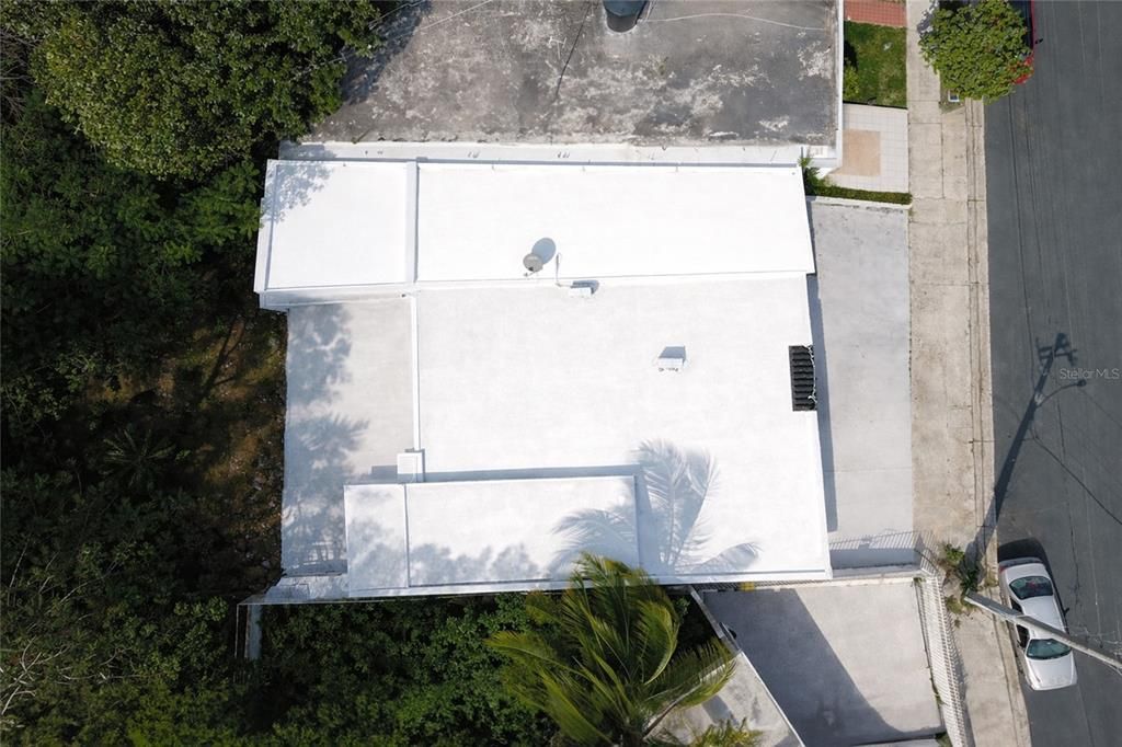 For Sale: $239,000 (4 beds, 3 baths, 2102 Square Feet)