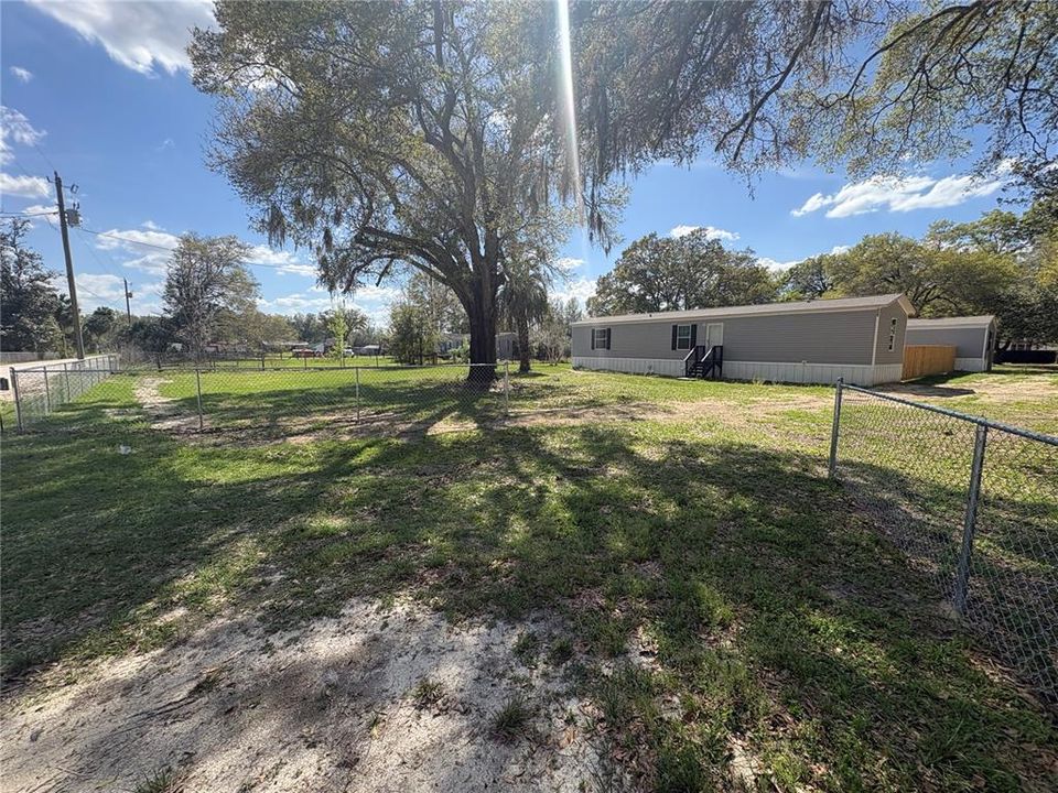 For Rent: $1,595 (3 beds, 2 baths, 1000 Square Feet)