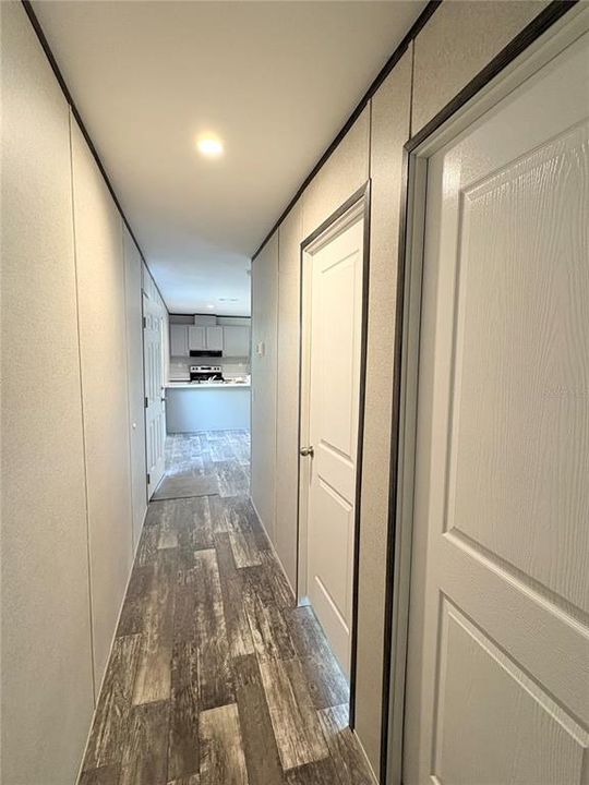 For Rent: $1,595 (3 beds, 2 baths, 1000 Square Feet)