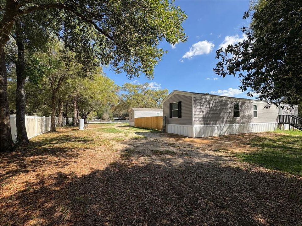 For Rent: $1,595 (3 beds, 2 baths, 1000 Square Feet)
