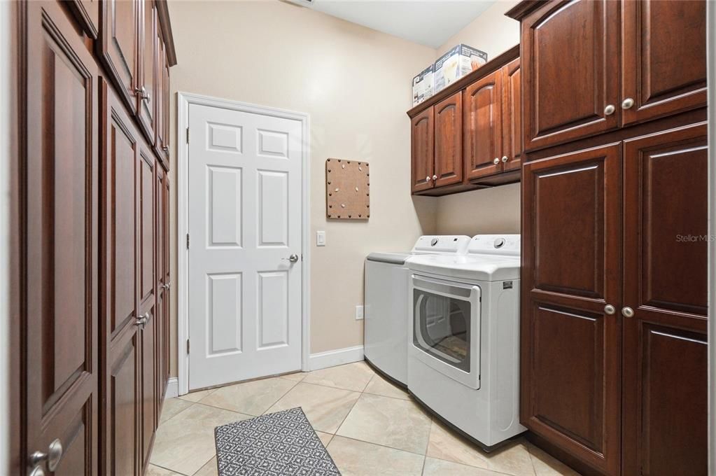 For Sale: $625,000 (4 beds, 3 baths, 2772 Square Feet)