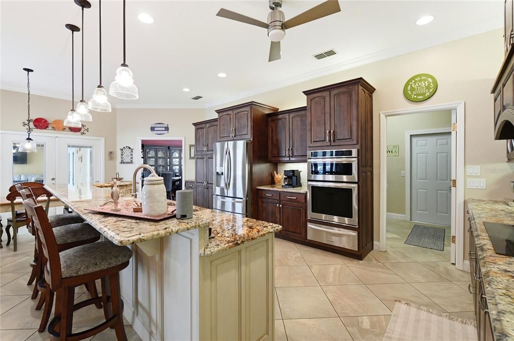 For Sale: $625,000 (4 beds, 3 baths, 2772 Square Feet)