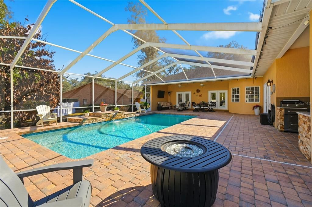 For Sale: $625,000 (4 beds, 3 baths, 2772 Square Feet)