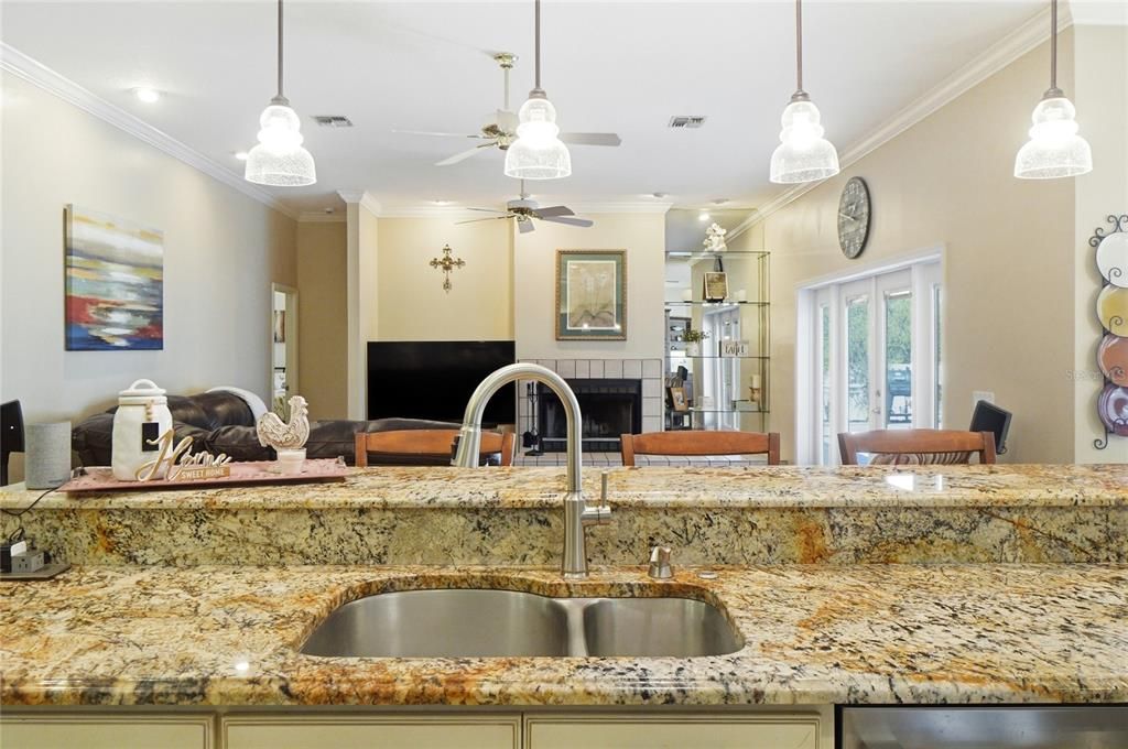 For Sale: $625,000 (4 beds, 3 baths, 2772 Square Feet)