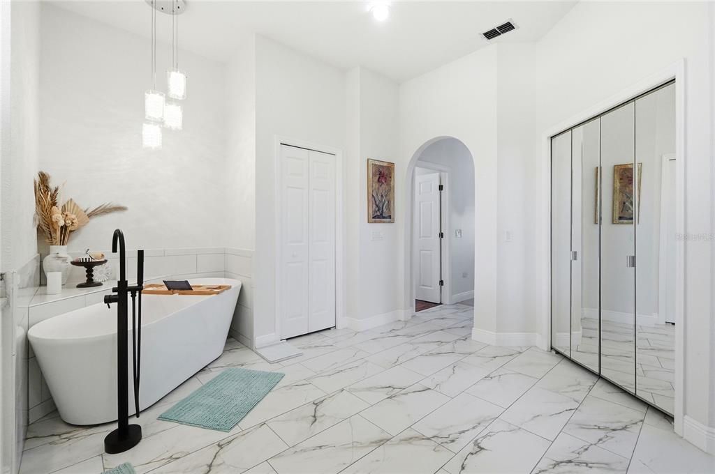 For Sale: $625,000 (4 beds, 3 baths, 2772 Square Feet)