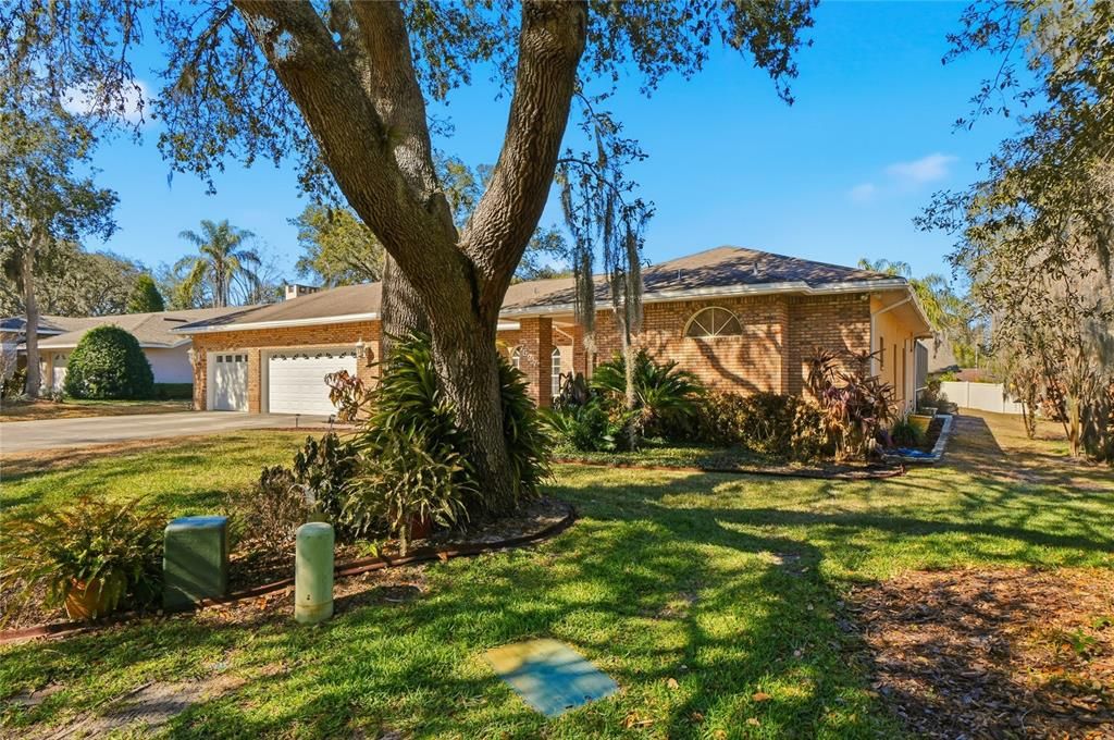 For Sale: $625,000 (4 beds, 3 baths, 2772 Square Feet)