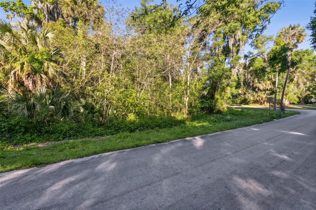 En Venta: $47,000 (0.24 acres)