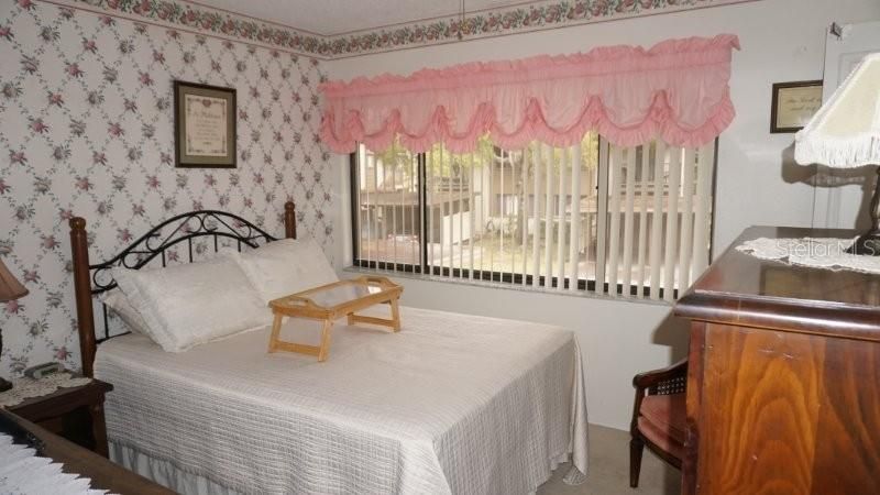 For Sale: $115,000 (2 beds, 2 baths, 1144 Square Feet)