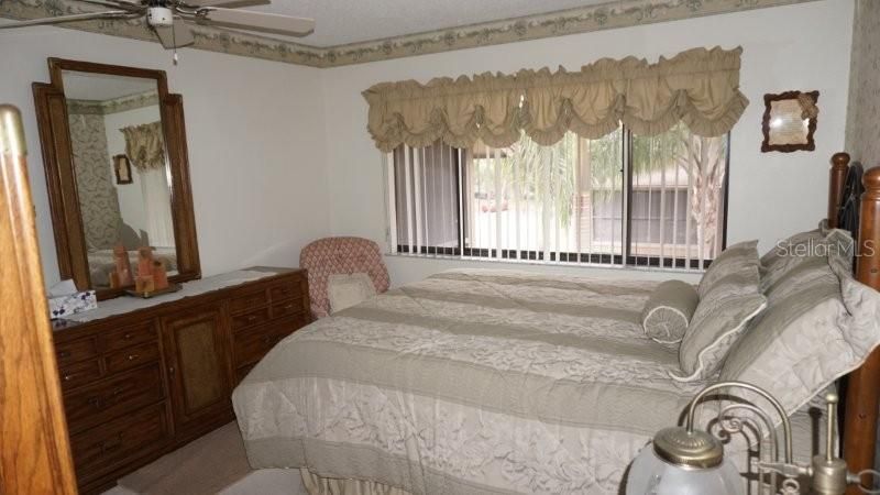 For Sale: $115,000 (2 beds, 2 baths, 1144 Square Feet)