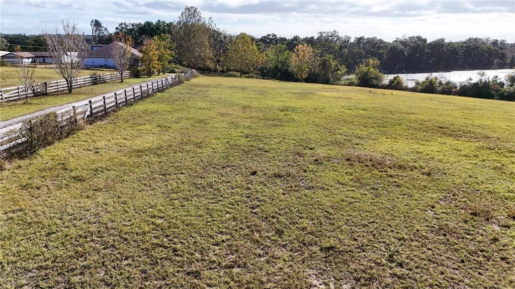 待售: $450,000 (6.32 acres)