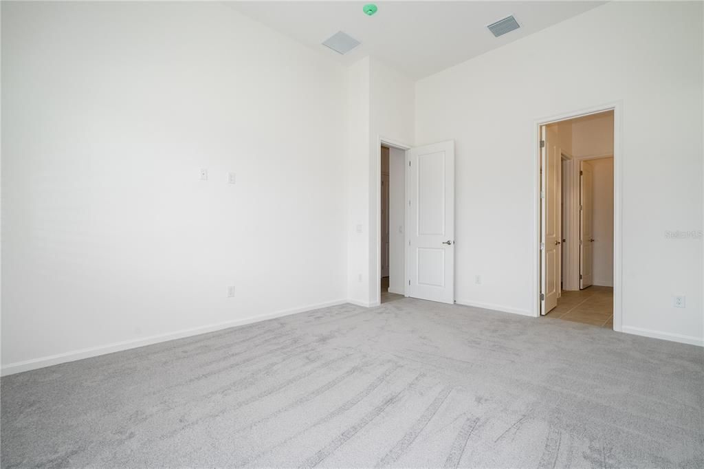 For Sale: $2,180,000 (12 beds, 11 baths, 4842 Square Feet)
