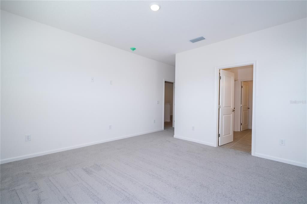 For Sale: $2,180,000 (12 beds, 11 baths, 4842 Square Feet)