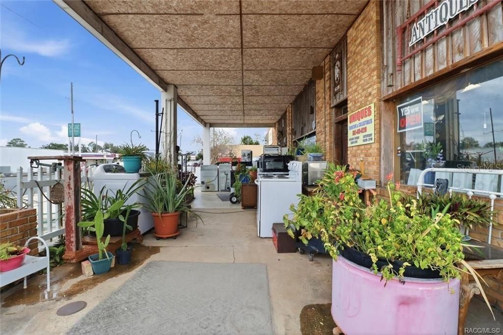 For Sale: $509,000 (0 beds, 0 baths, 1976 Square Feet)