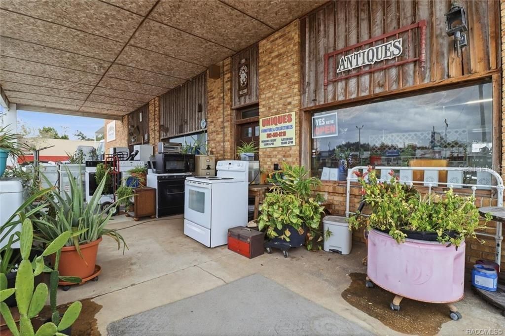 For Sale: $509,000 (0 beds, 0 baths, 1976 Square Feet)