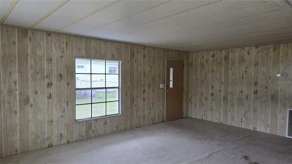 На продажу: $110,000 (2 спален, 2 ванн, 966 Квадратных фут)