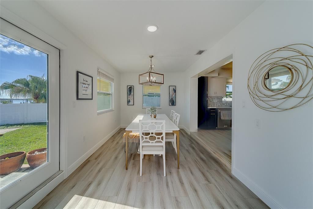 For Rent: $4,900 (3 beds, 3 baths, 2062 Square Feet)