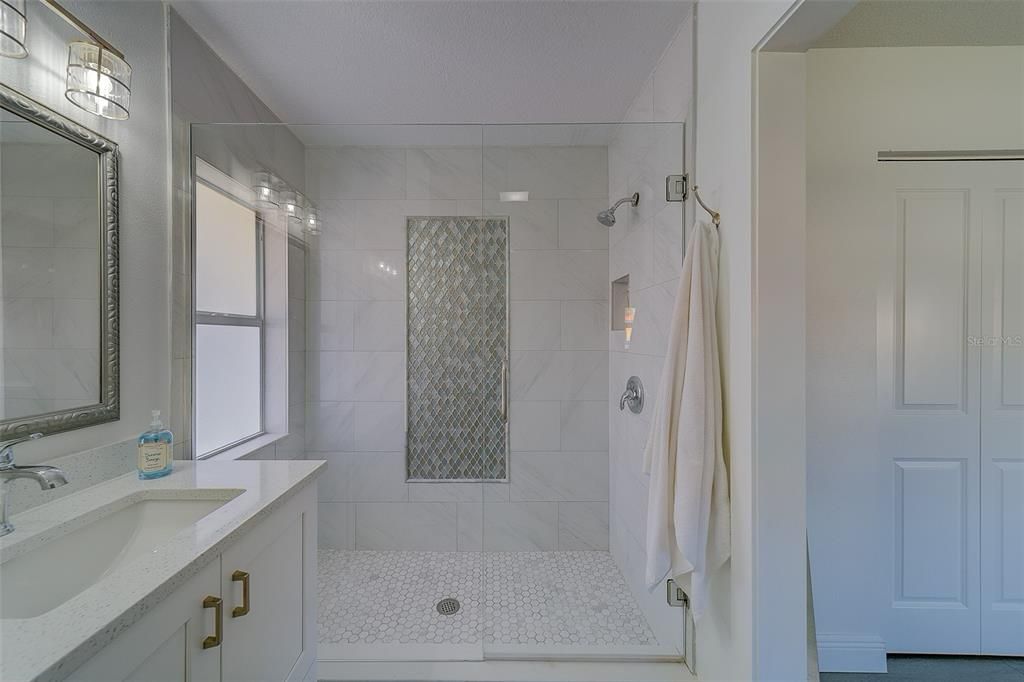 For Rent: $4,900 (3 beds, 3 baths, 2062 Square Feet)