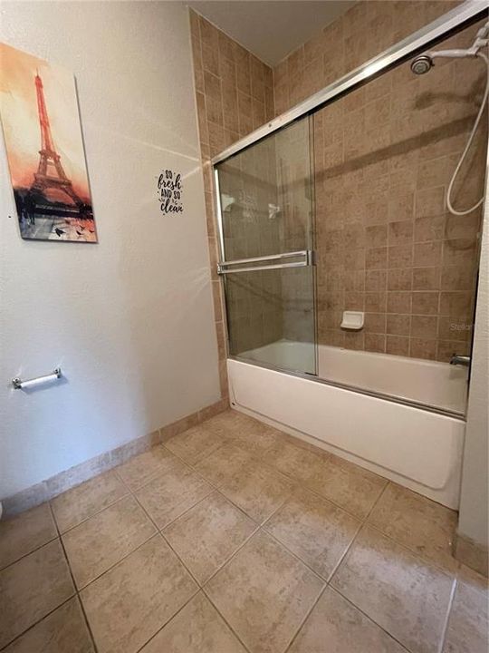 На продажу: $179,000 (2 спален, 2 ванн, 1134 Квадратных фут)