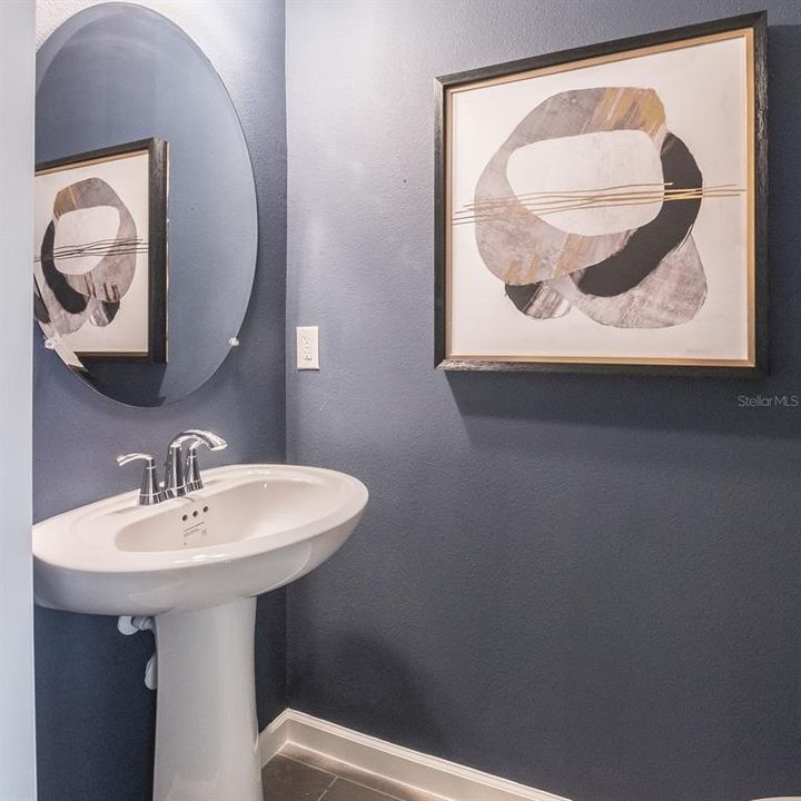 Под контрактом: $224,485 (3 спален, 2 ванн, 1682 Квадратных фут)