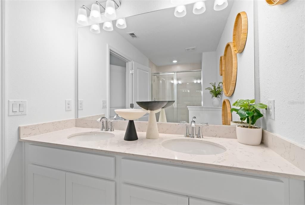 Под контрактом: $224,485 (3 спален, 2 ванн, 1682 Квадратных фут)