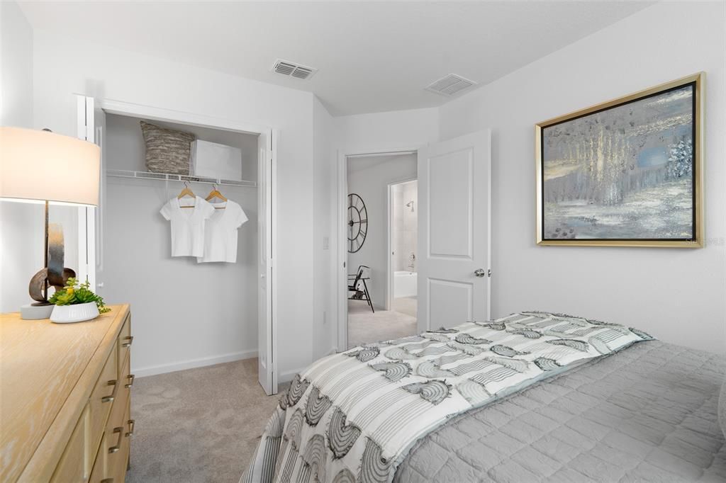 Под контрактом: $224,485 (3 спален, 2 ванн, 1682 Квадратных фут)