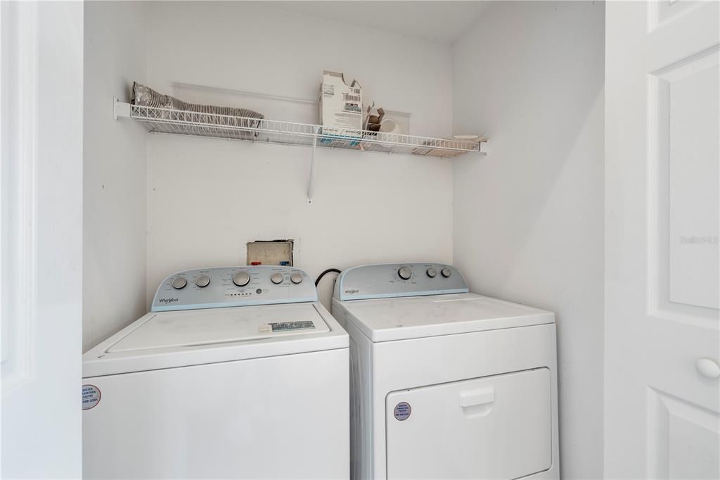 Activo con contrato: $195,000 (3 camas, 2 baños, 1387 Pies cuadrados)