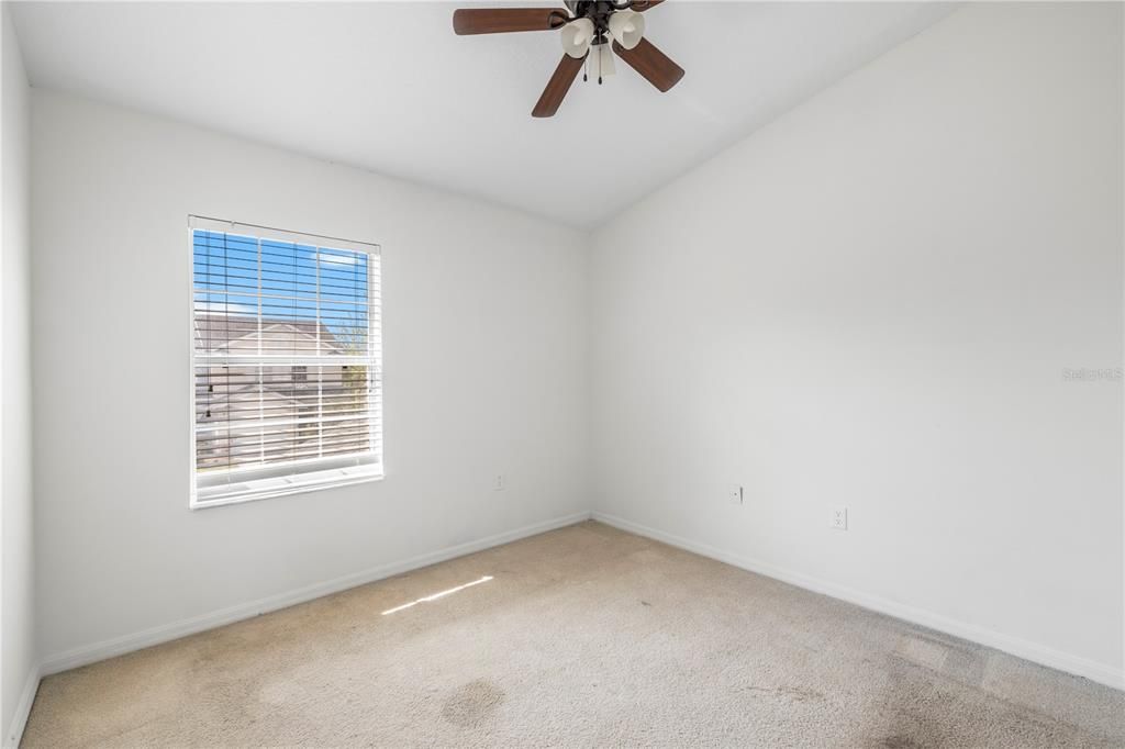 Activo con contrato: $195,000 (3 camas, 2 baños, 1387 Pies cuadrados)