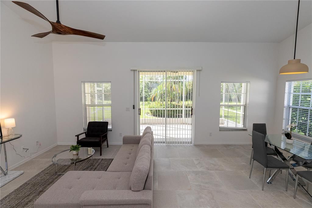 Active With Contract: $243,900 (2 beds, 2 baths, 1057 Square Feet)