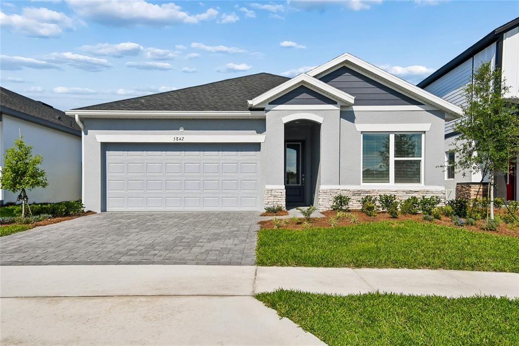 Active With Contract: $469,990 (3 beds, 2 baths, 2123 Square Feet)