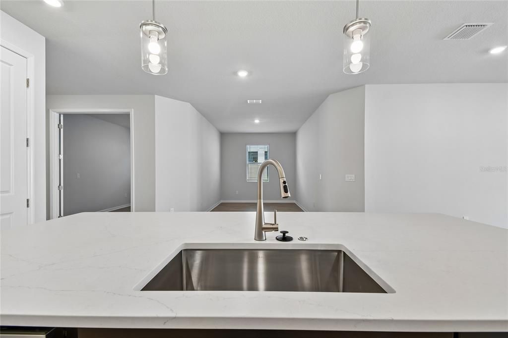 Active With Contract: $469,990 (3 beds, 2 baths, 2123 Square Feet)