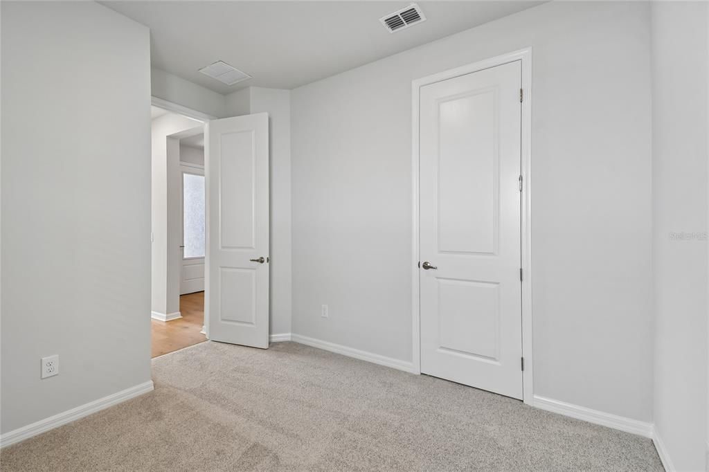 Active With Contract: $469,990 (3 beds, 2 baths, 2123 Square Feet)