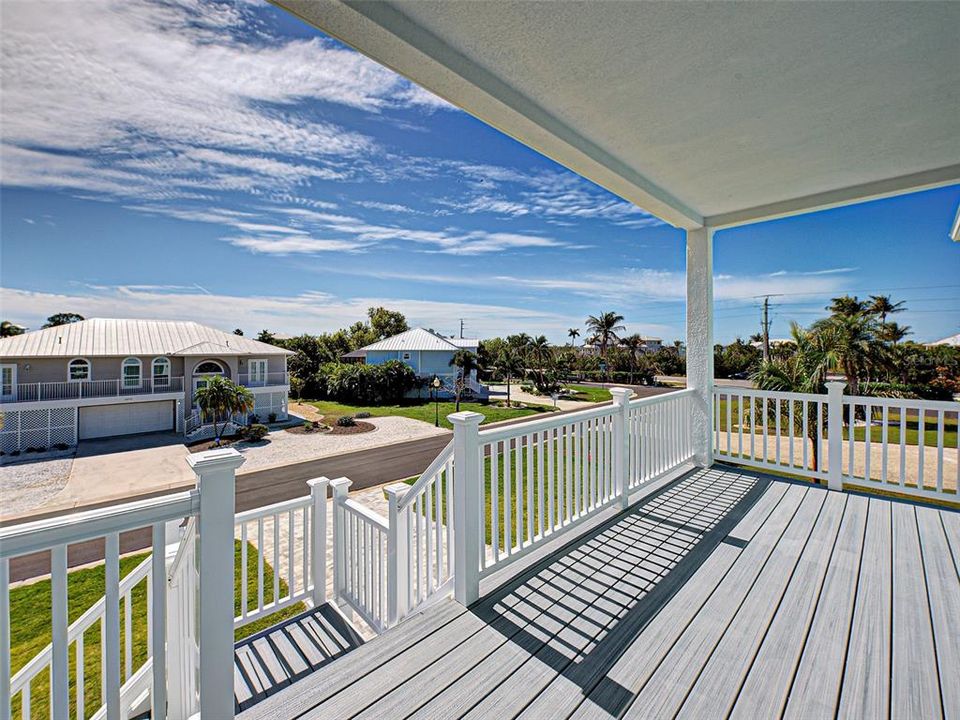 For Sale: $1,300,000 (3 beds, 3 baths, 3056 Square Feet)